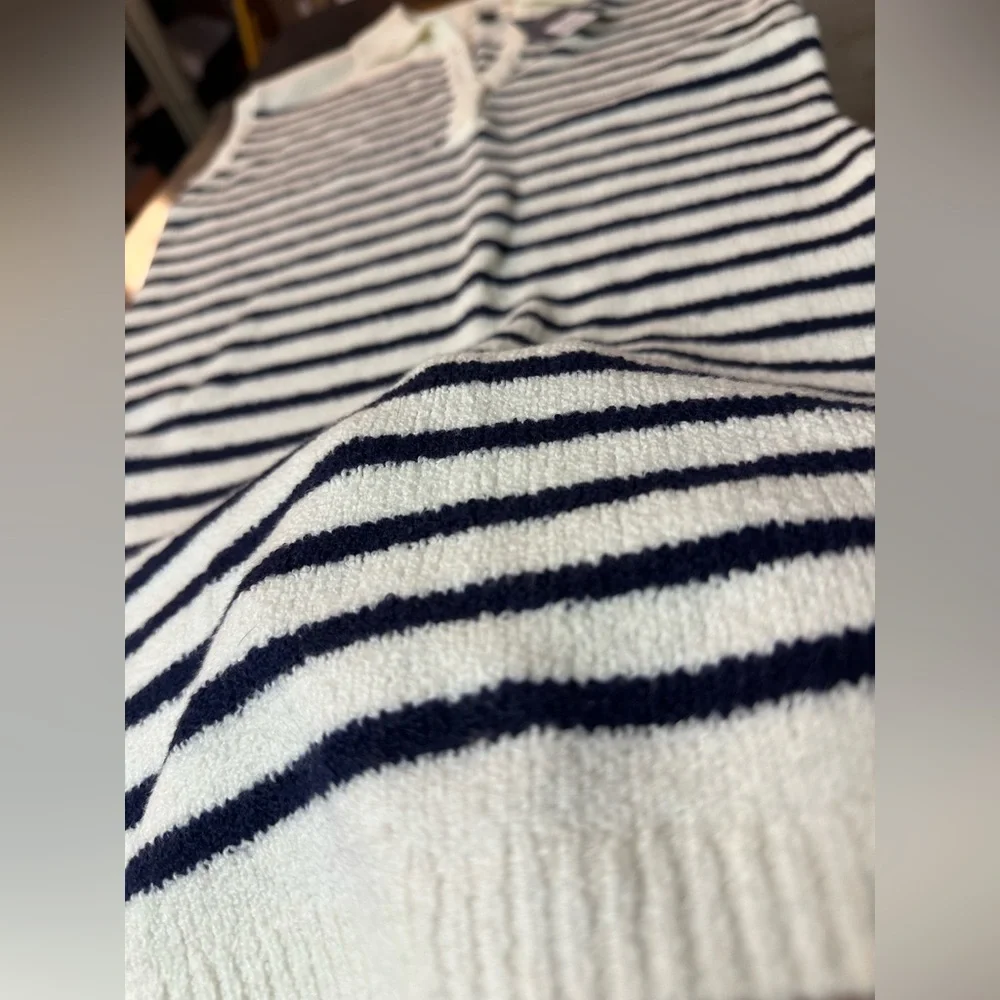 Universal Thread Navy and White Striped sweater Dress‎